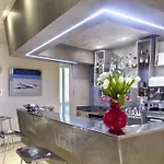 L'hotel Hotel