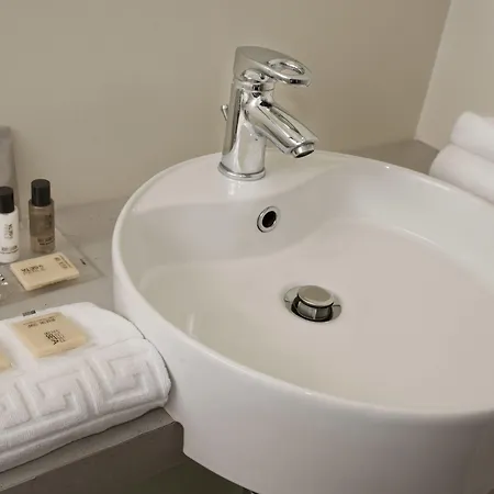 L'hotel فندق