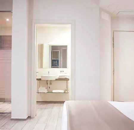 L'hotel 3*