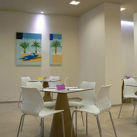 L'hotel 호텔