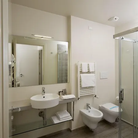L'hotel Ξενοδοχείο 3*