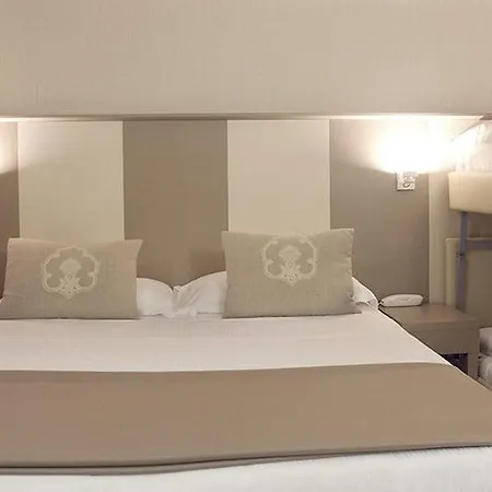 L'hotel Ρίμινι