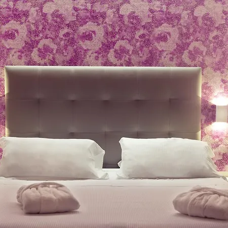 Ξενοδοχείο L'hotel 3*