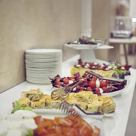 Ξενοδοχείο L'hotel 3*