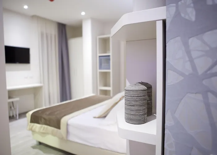 L'hotel Отель 3*