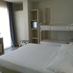 L'hotel מלון